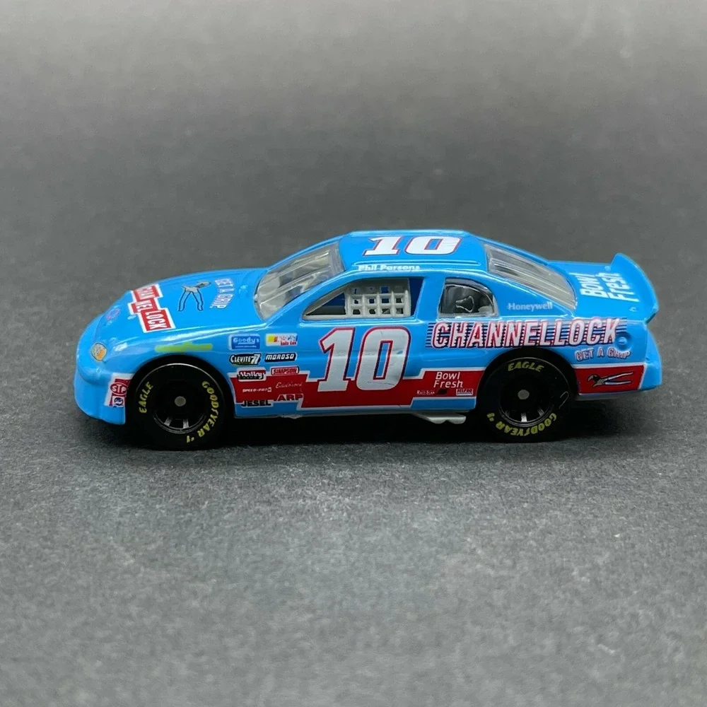 Racing Champions Channel Lock #10 Phil Parsons Chevrolet Monte Carlo NASCAR 1/64